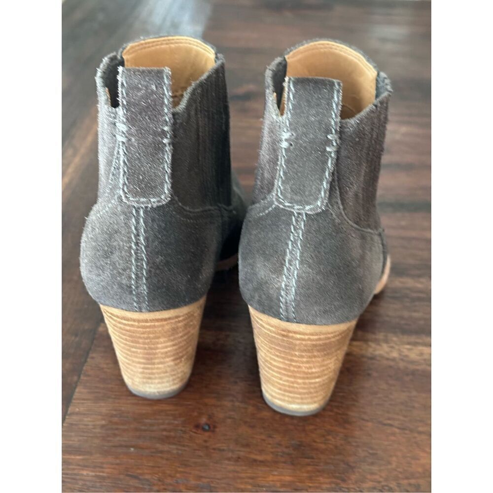 Women’s Dolce Vita Jones Booties in gray suede - Picture 3 of 9